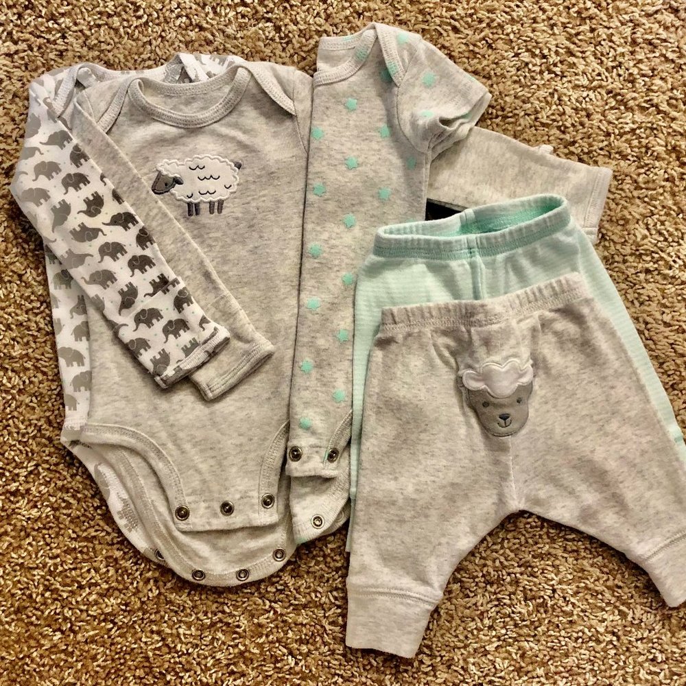 Carter's Newborn Unisex Baby Outfit Set, 5-pc